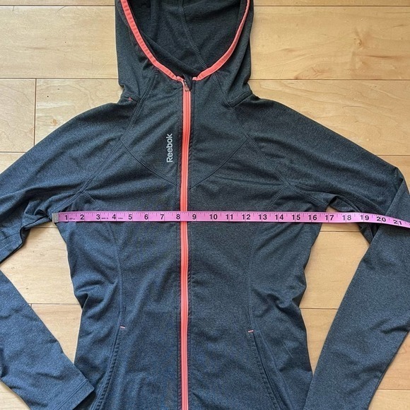 Gray Reebok Zip Up Sweatshirt XS - Picture 7 of 10